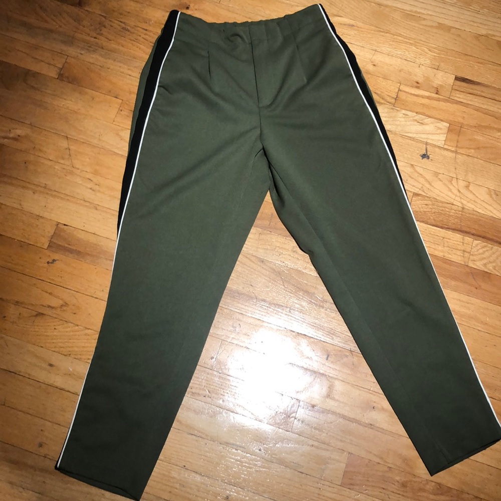 Zara - Pants With Side Stripes - Green Bnw View 2